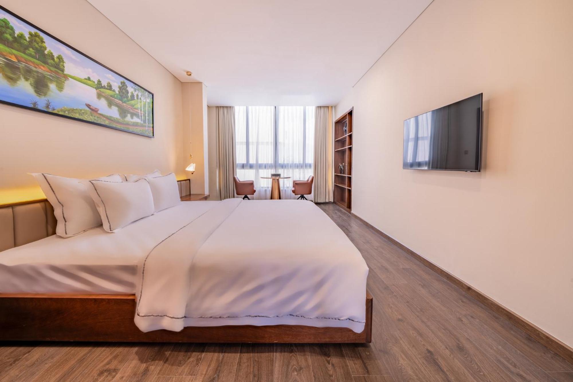 Cami Riverside Resort Дананг Екстериор снимка