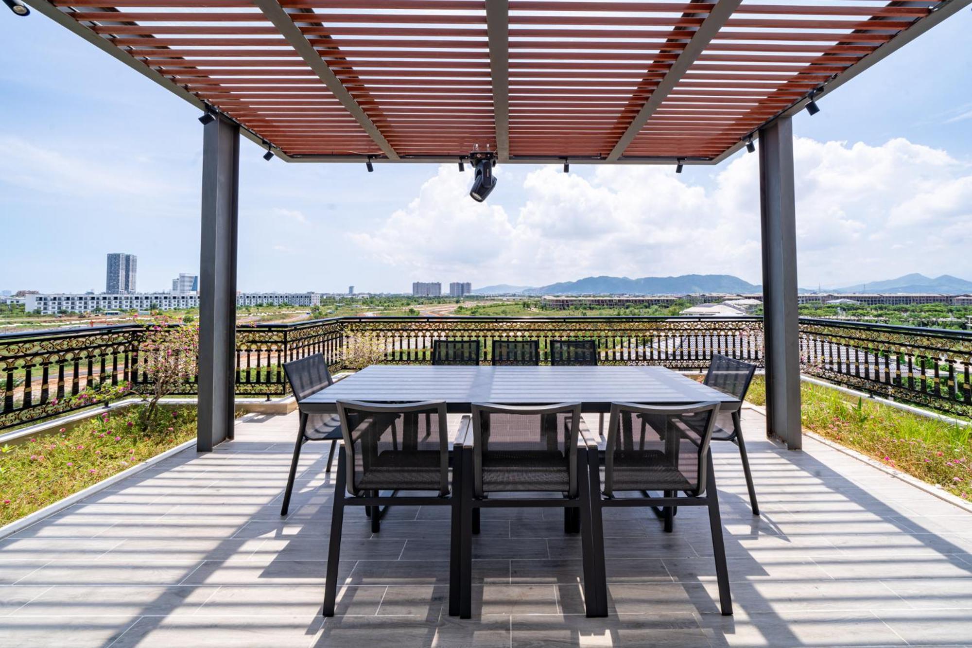 Cami Riverside Resort Дананг Екстериор снимка