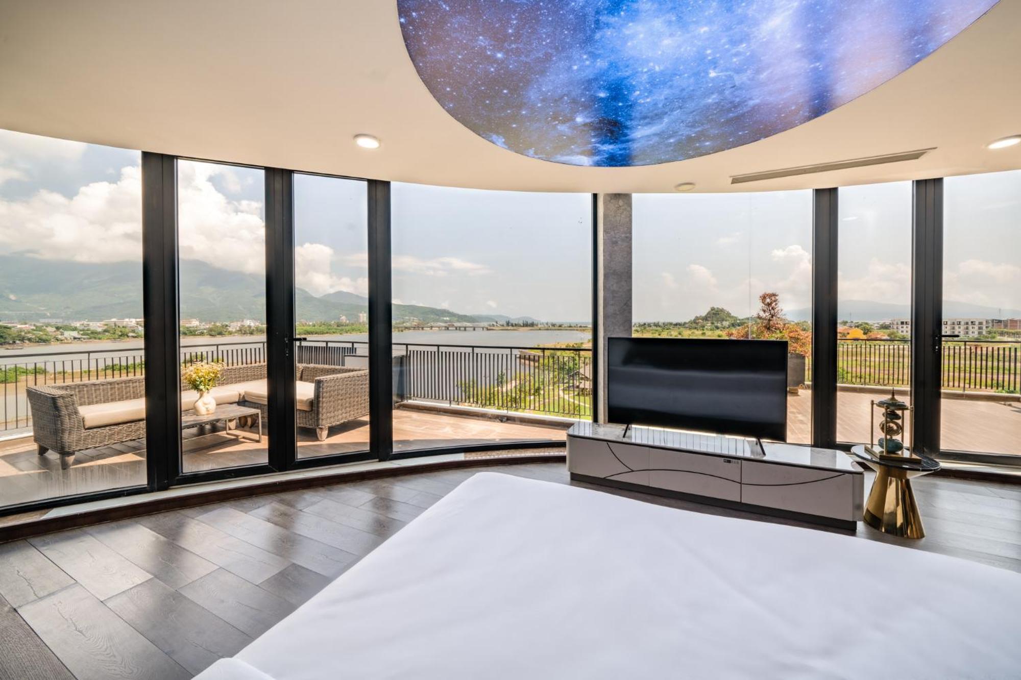 Cami Riverside Resort Дананг Екстериор снимка