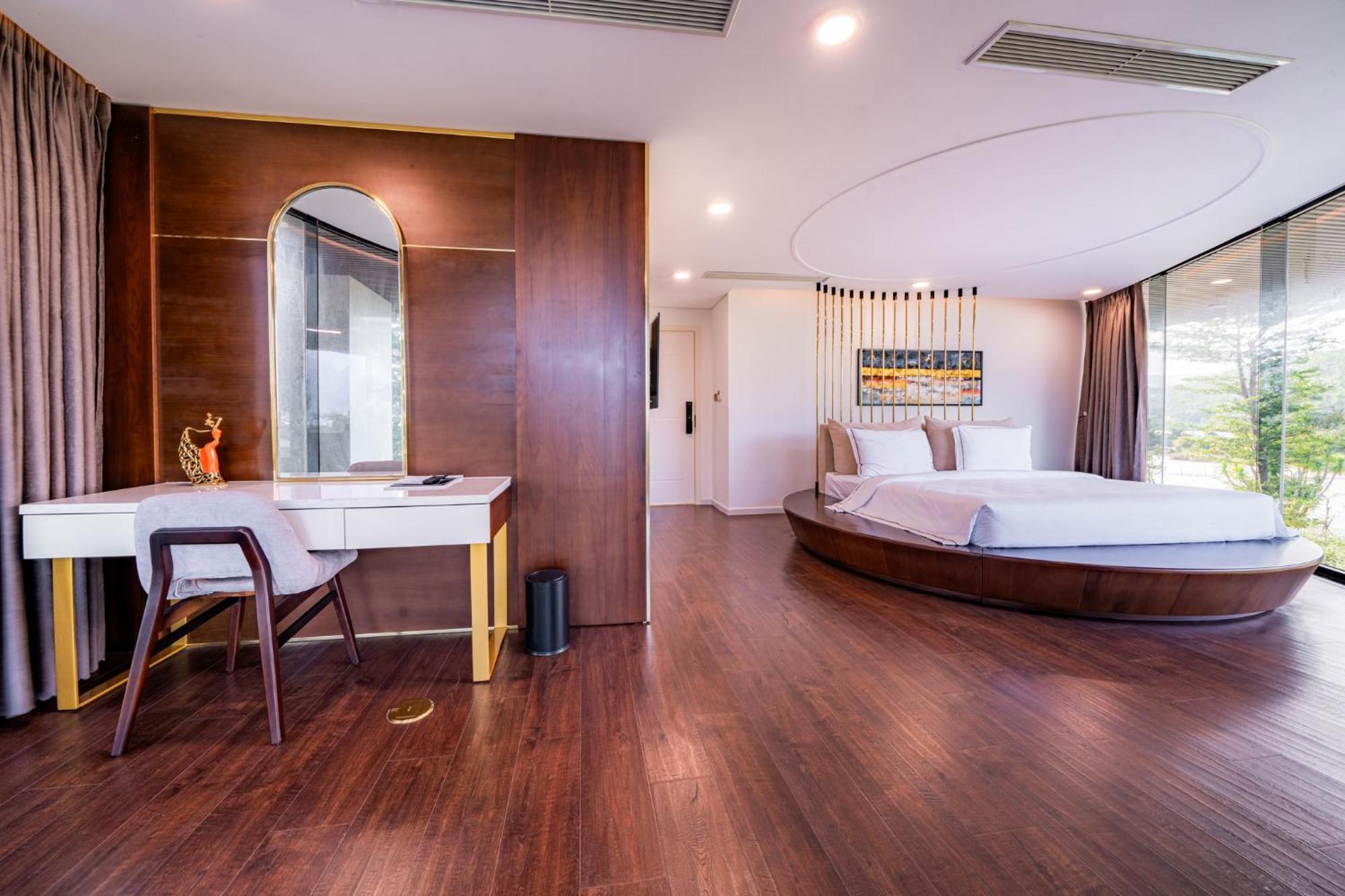Cami Riverside Resort Дананг Екстериор снимка