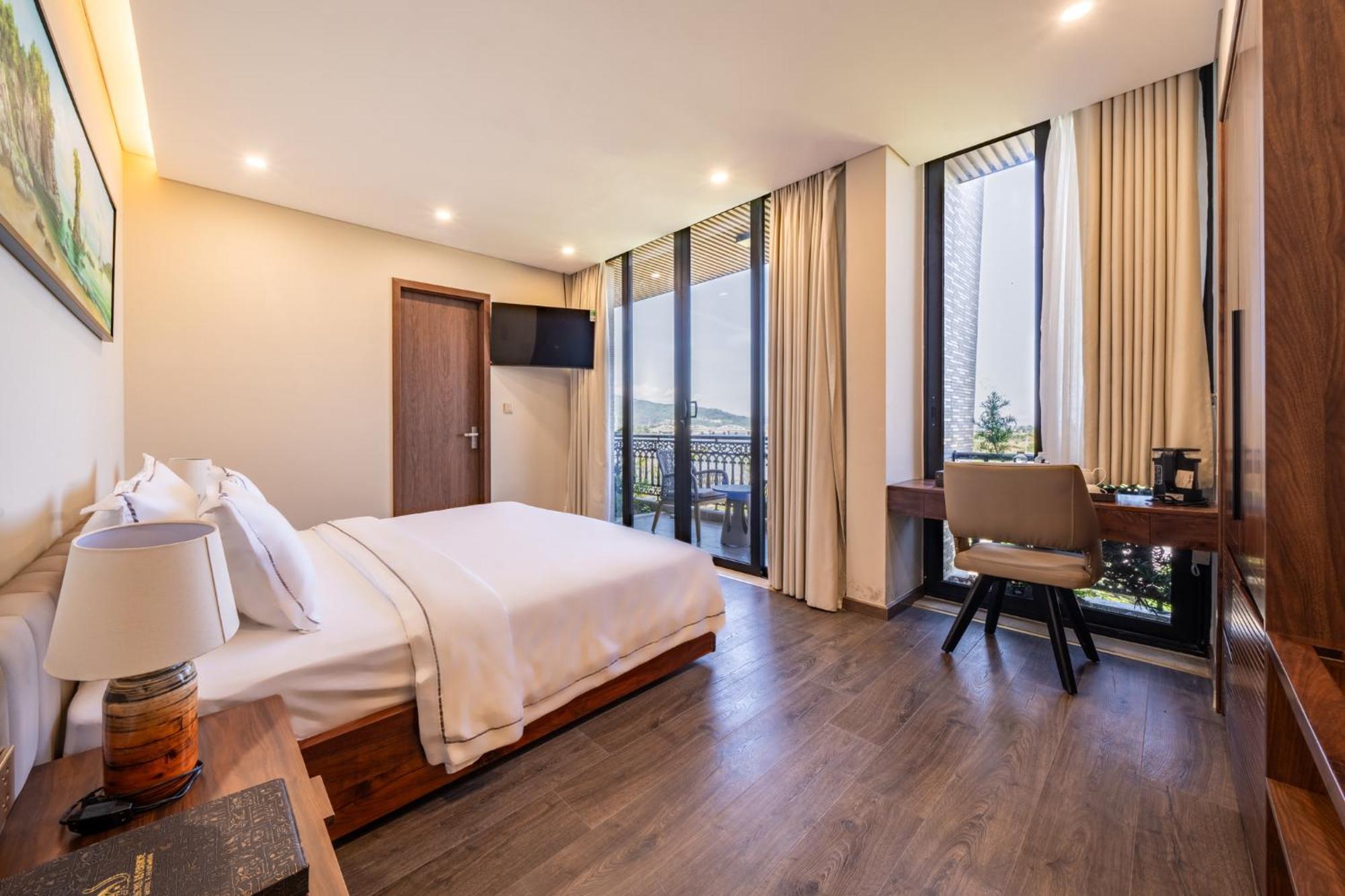 Cami Riverside Resort Дананг Екстериор снимка