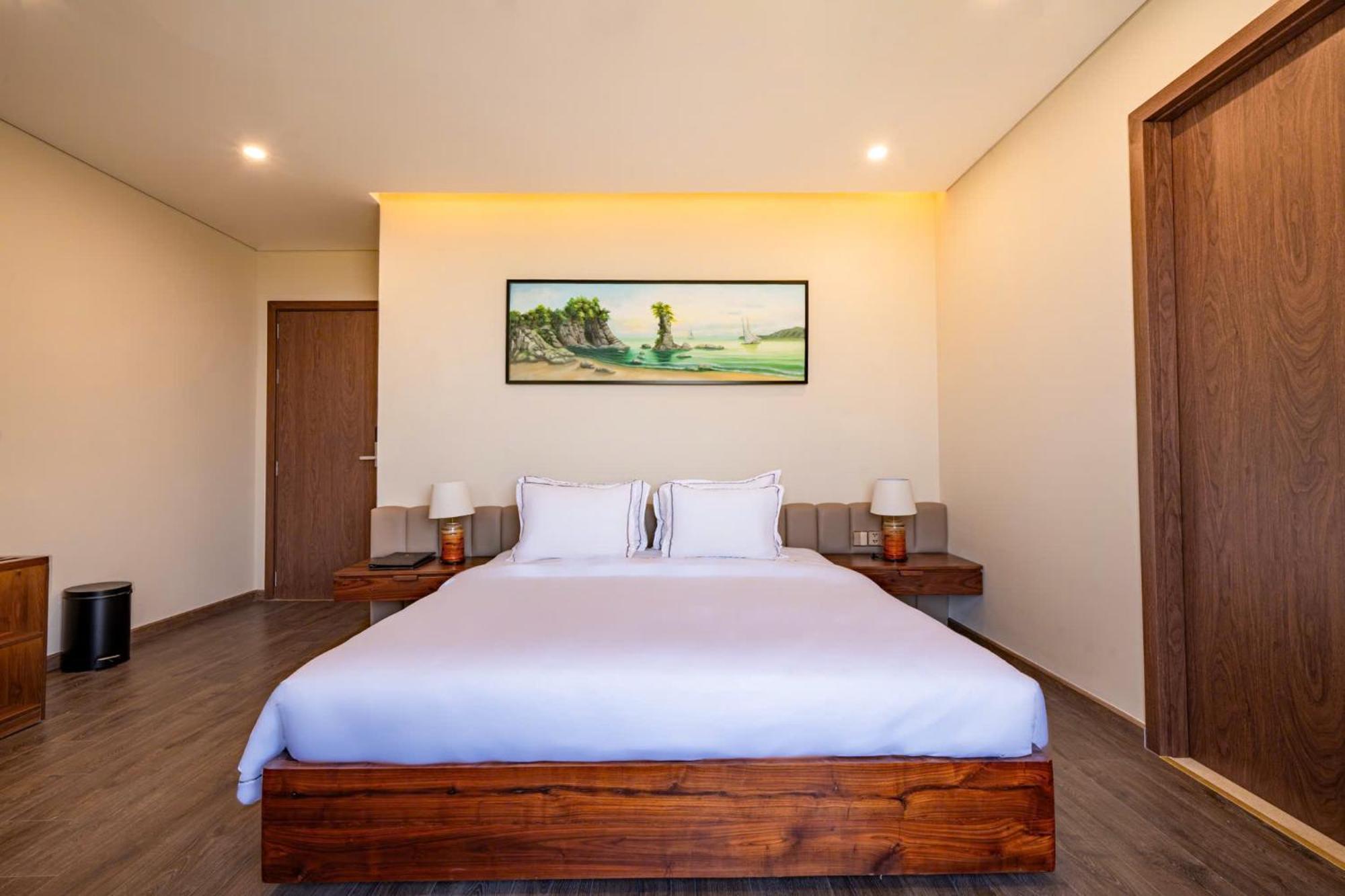 Cami Riverside Resort Дананг Екстериор снимка