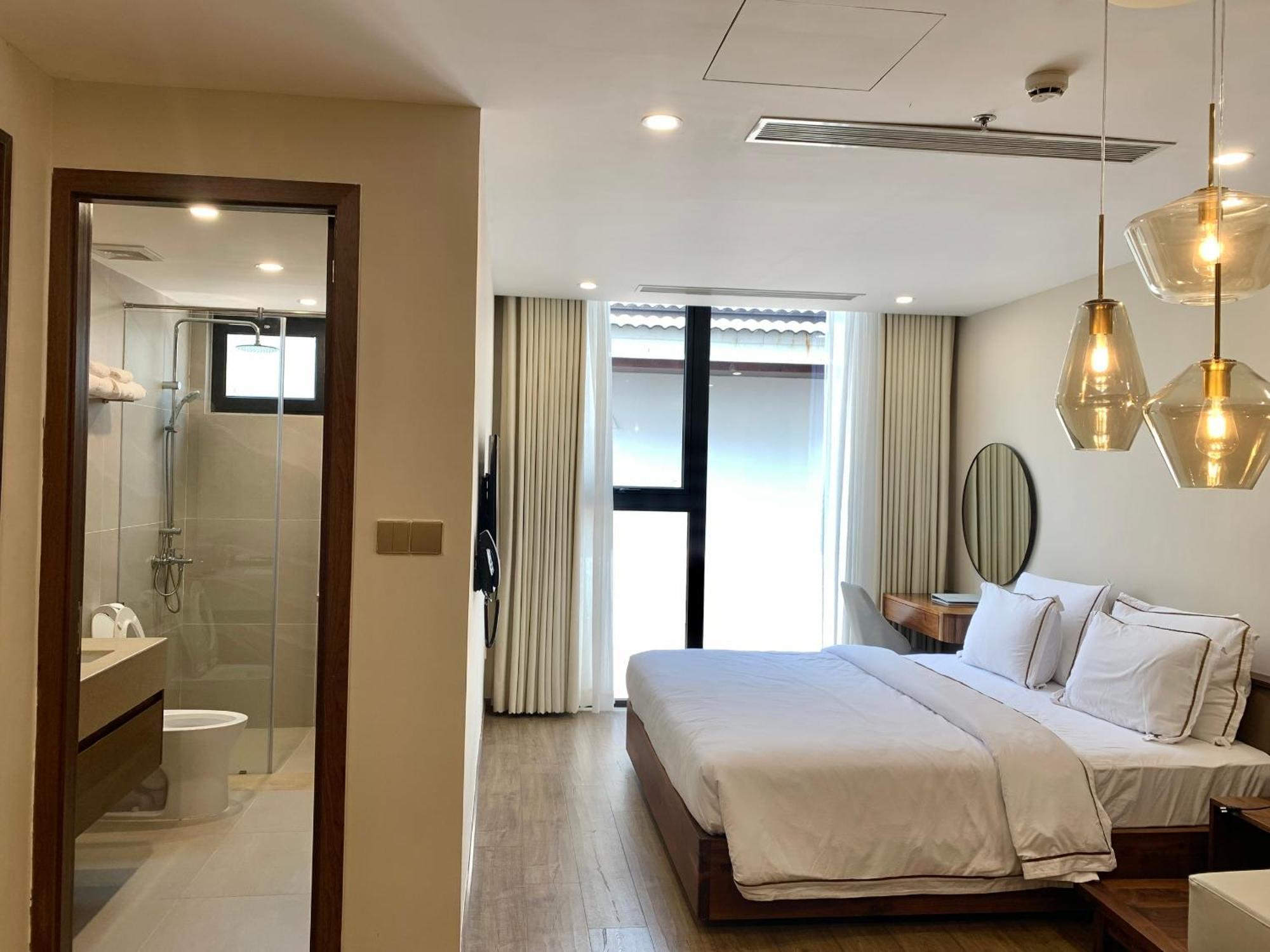 Cami Riverside Resort Дананг Екстериор снимка